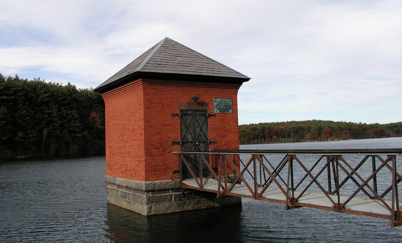 building-on-water.jpg